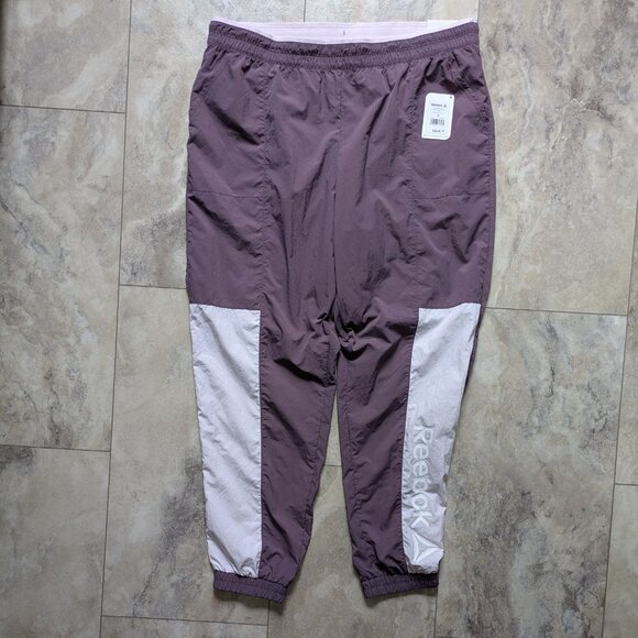 NEW Reebok Track Pants (size XL) - Picture 6 of 10